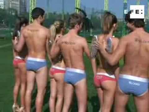 El cielo de Madrid se llena de culos .