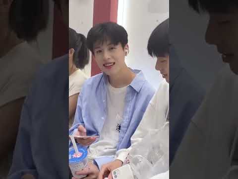 gay chines couple BL #chinese #handsome #boyslove