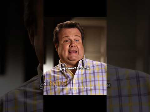 Gays don't high five 😂💅 #modernfamily #cam #mitchell #shorts #funny #gay #series