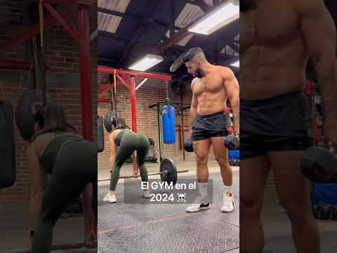 Problemas del GYM en el 2024  🥹🥹 para MAYOR tranquilidad camina volteando al piso 👀 😂😂