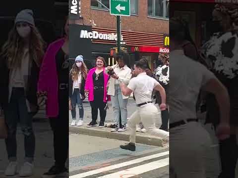 This short guy can move FAST #amazed